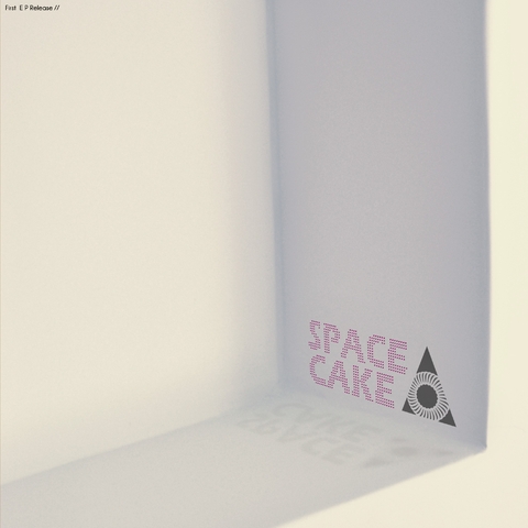 《Space Cake》