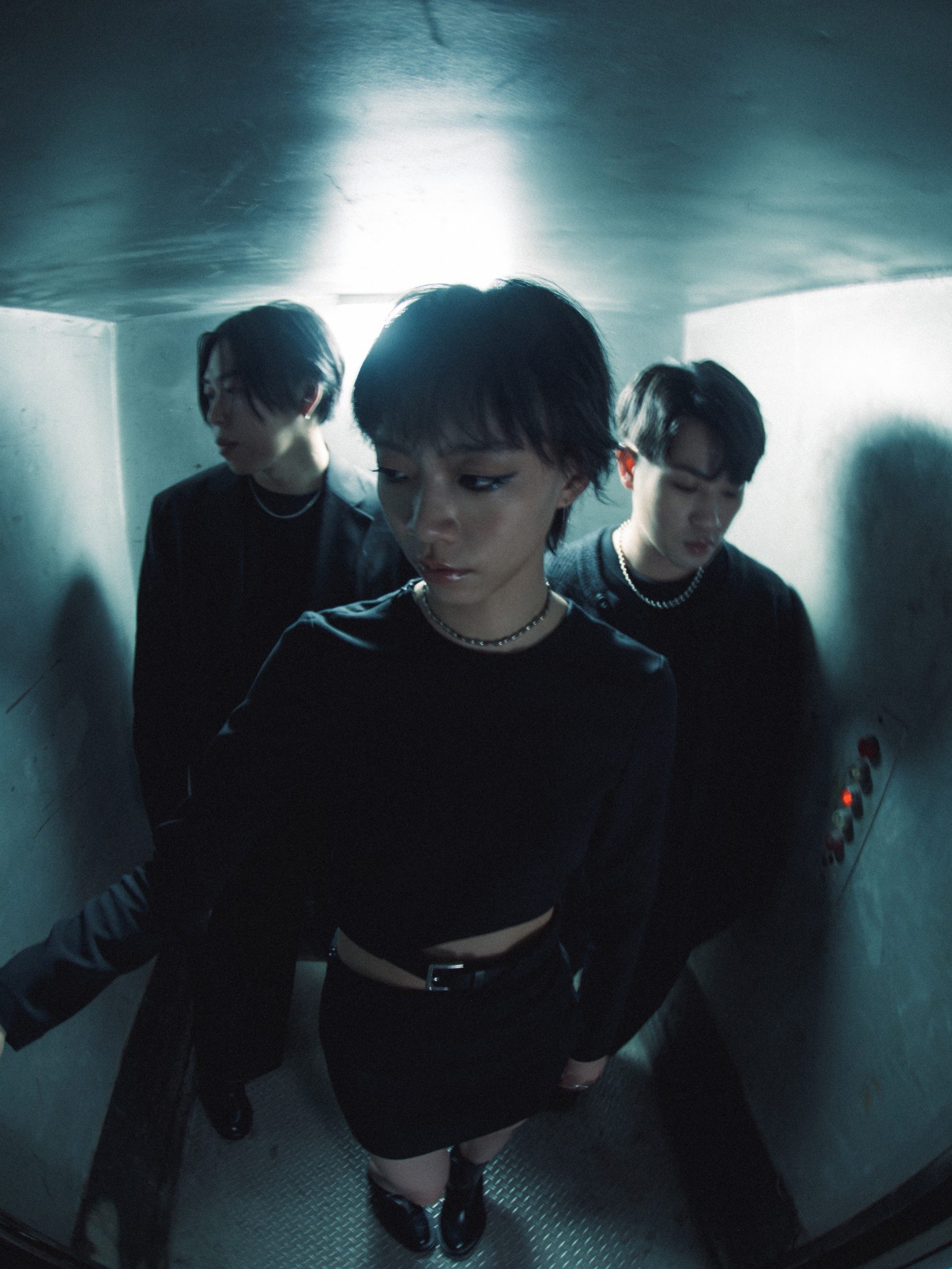 莉莉周她說釋出頓悟新作〈清Dawn On〉 啟動「致親愛的夜晚」冬季巡迴1/19高雄、1/27台北- Blow 吹音樂