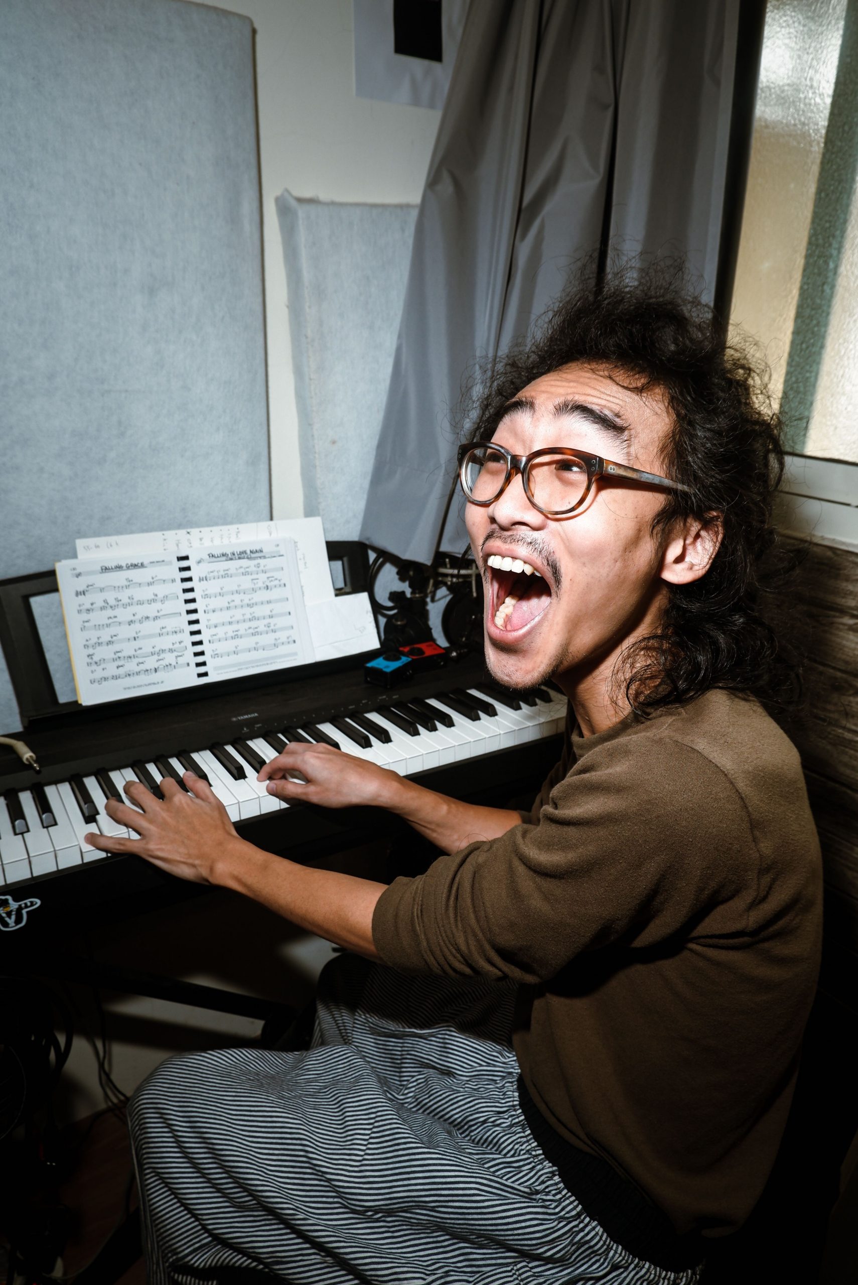 吹專訪】它有家庭，我就是週末情人，找我玩一玩——音樂圈的「第三文化小孩」Dac做華語流行樂- Blow 吹音樂