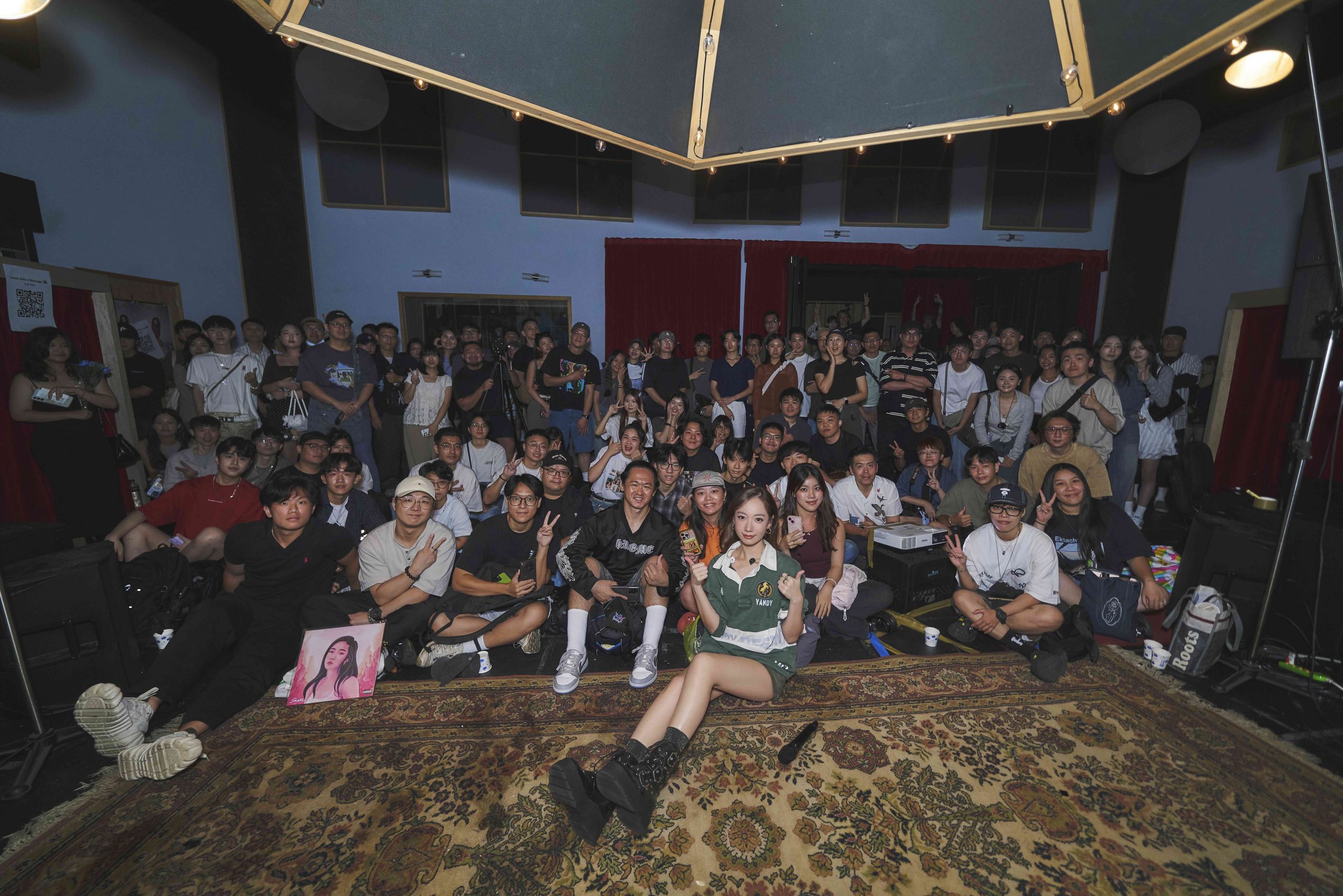 Julia吳卓源搶聽會演唱7首未發行作品 邀粉絲一起當新歌企劃 - Blow 吹音樂